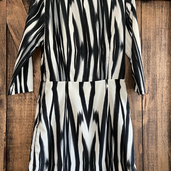 ‘MNG by Mango’ Abstract Black & White Dinner Dress - Picture 3 of 5